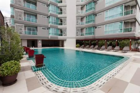 Adelphi Grande Sukhumvit - 22
