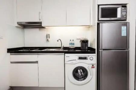 Adelphi Grande Sukhumvit - 26
