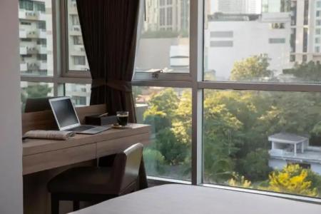 Adelphi Grande Sukhumvit - 10