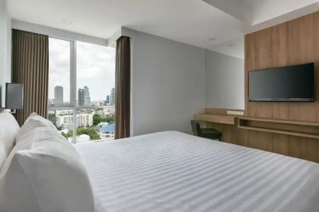 Adelphi Grande Sukhumvit - 96