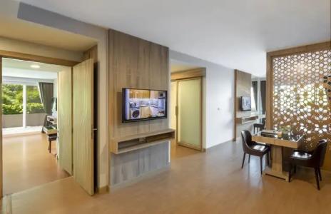 Adelphi Grande Sukhumvit - 44
