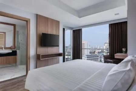 Adelphi Grande Sukhumvit - 23