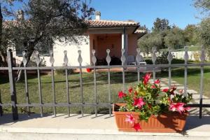 Residence Ai Campi Da Golf Saturnia, Saturina