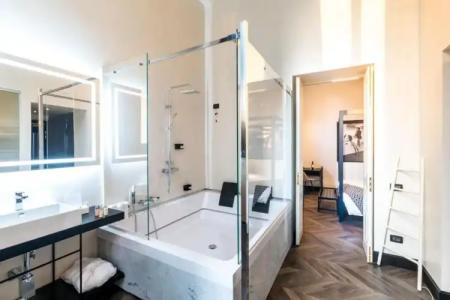 The H'All Tailor Suite Roma - 223