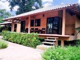 Bungalow with balcony