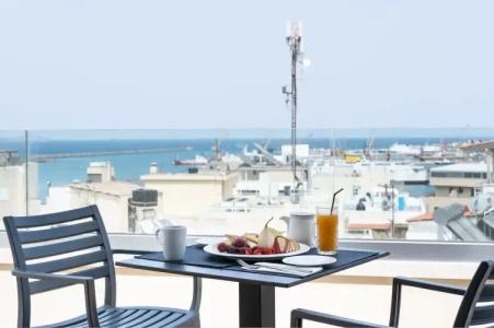 Ibis Styles Heraklion Central - 14