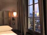 Deluxe room with city view