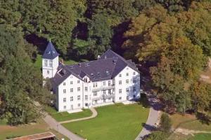 Jagdschloss Hohen Niendorf, Bastorf