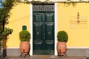 Palazzo Giovanni bed and breakfast, Acireale