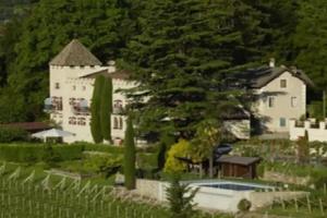 Schloss Plars wine & suites, Lagundo