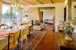 Cascina Barolo Bed & Breakfast, Cherasco