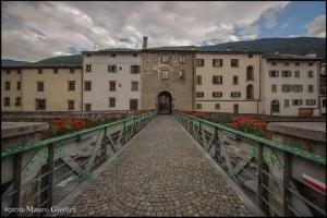 Le stanze del Trenino Rosso, Villa di Tirano