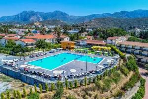 RIVERSIDE HOTEL & Pools & Beach Club, Kyrenia