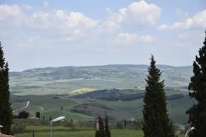 La Torre House, San Quirico d'Orcia