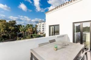 Apartment «by Riva - Chic, Contemporary Studio in Puerto Banus Gardens», Marbella