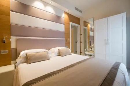Metropol Ceccarini Suite - 97