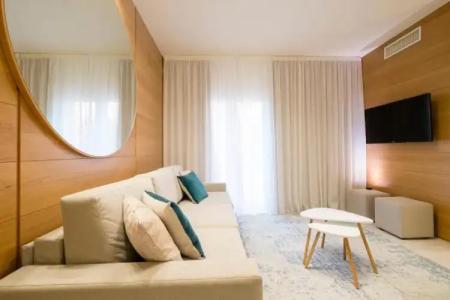 Metropol Ceccarini Suite - 102