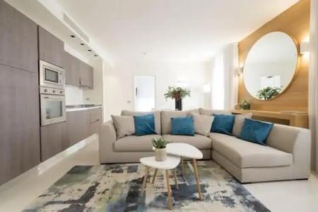 Metropol Ceccarini Suite - 124
