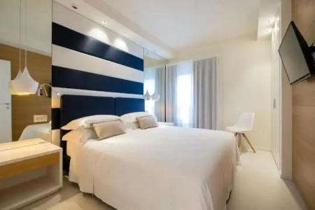 Metropol Ceccarini Suite - 84