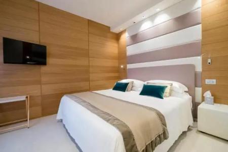 Metropol Ceccarini Suite - 60