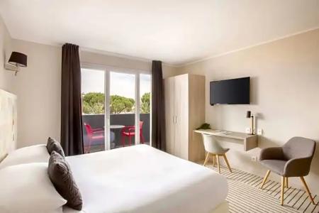 Best Western Plus Antibes Riviera - 79