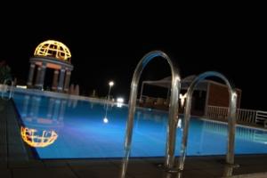 DOME CENTRAL SEAFRONT HOTEL & ANCHOR Restaurant & Casino, Kyrenia