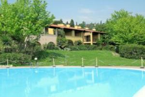 Holiday Home in Polpenazze del Garda with Terrace, Polpenazze del Garda