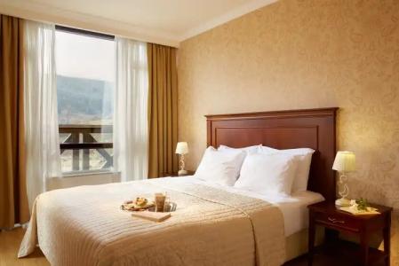 Premier Luxury Mountain Resort - 2