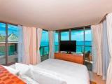 1 Bedroom Luxury Double Larger Suite with ocean view