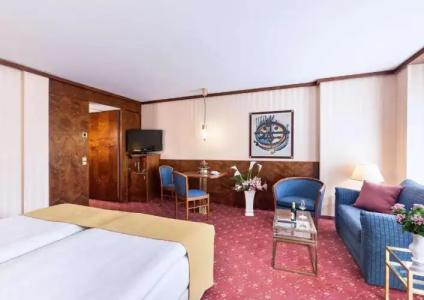 Best Western Premier Grand Russischer Hof - 48