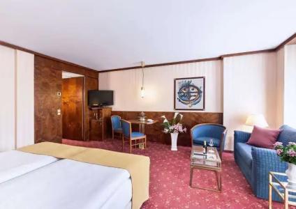 Best Western Premier Grand Russischer Hof - 40