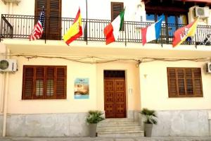 Guest House «I Faraglioni», Terrasini