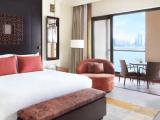 Fairmont Gold Deluxe Double Suite with sea view