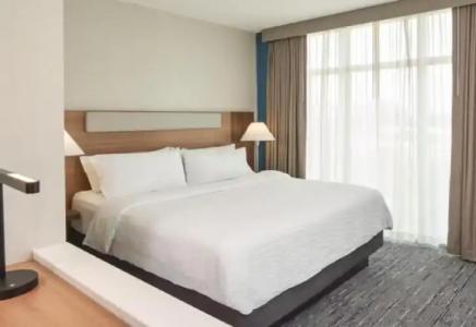 Holiday Inn Express Miami Airport-Blue Lagoon Area, an IHG - 73