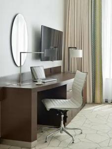 Hyatt Place Dubai Al Rigga - 11