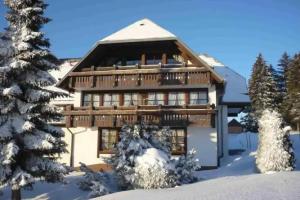 Lowen Patisserie, Schonwald im Schwarzwald