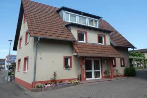 Hotel & Gastehaus Im Ziegelweg garni, Rust