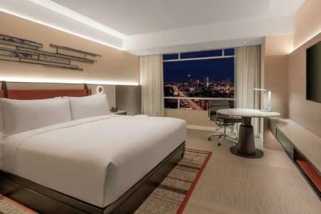 DoubleTree by Hilton Bangkok Ploenchit - SHA Plus Certified - 90