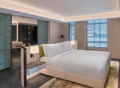 DoubleTree by Hilton Bangkok Ploenchit - SHA Plus Certified - 115