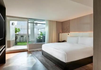 DoubleTree by Hilton Bangkok Ploenchit - SHA Plus Certified - 105