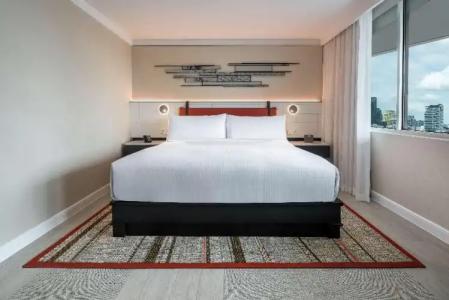 DoubleTree by Hilton Bangkok Ploenchit - SHA Plus Certified - 102