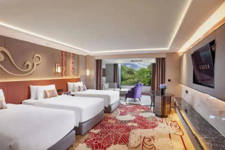 Valia Bangkok, Sukhumvit 24 - 6