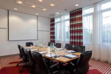 Holiday Inn Frankfurt Airport - Neu-Isenburg, an IHG - 11