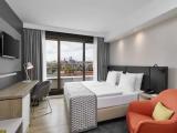 Double room with city view