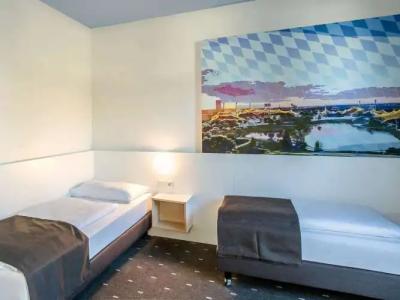 B&B Munchen City-Nord - 18