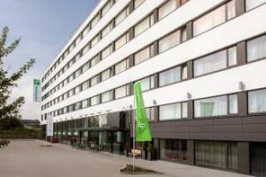 Holiday Inn Munich - Leuchtenbergring, an IHG Hotel, Munchen