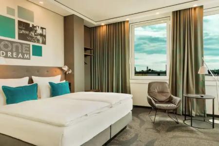 Motel One Munchen-Campus - 37