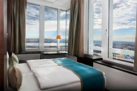 Motel One Munchen-Campus - 41