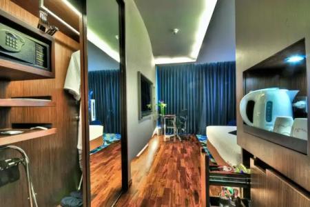 Galleria Sukhumvit 10 Bangkok by Compass Hospitality - 49