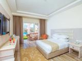 Deluxe Double room with balcony and with garden view